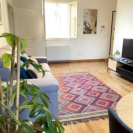 אנזולה נל'אמיליה Appartamento Moderno In Tenuta Melloni מראה חיצוני תמונה