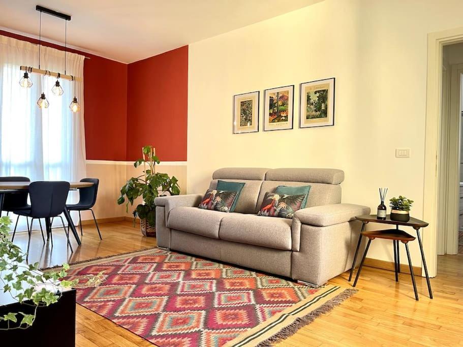 אנזולה נל'אמיליה Appartamento Moderno In Tenuta Melloni מראה חיצוני תמונה